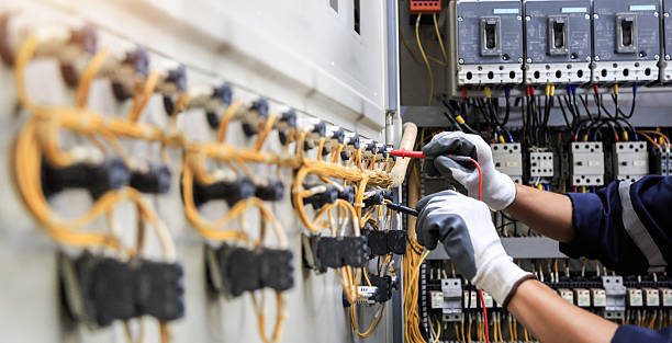 Professional Electrician technician working in Purdy, WA